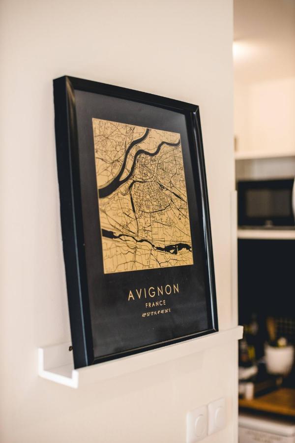 Les Precieuses Suites & Spa I Avignon Exteriör bild