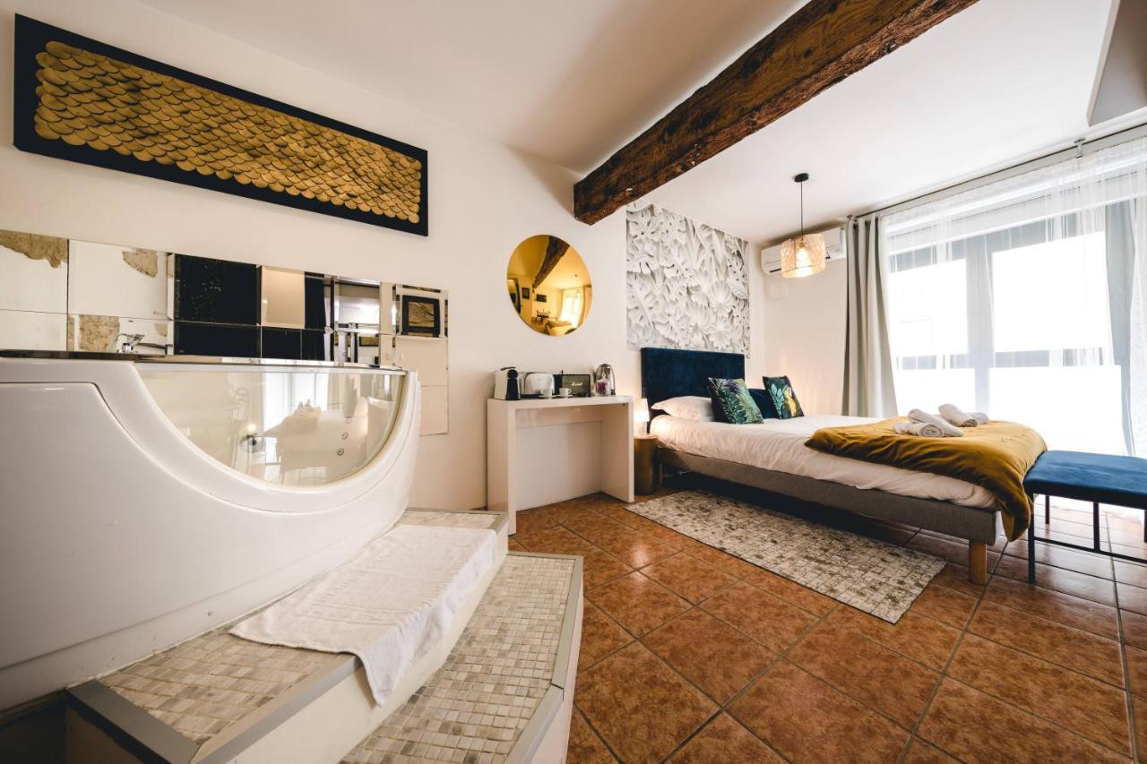 Les Precieuses Suites & Spa I Avignon Exteriör bild